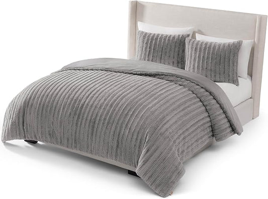 UGG Kenzie Full/Queen Comforter Set with 2 Pillow Shams Plush Faux Fur Bedding Soft Warm Down Alternative Comforter Washable Hypoallergenic Fluffy Blanket Set for Bedroom, Full/Queen Size, Seal Grey