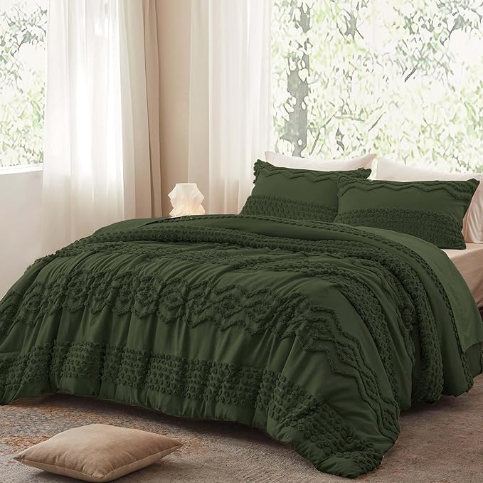 Luxudecor Olive Green Boho Tufted Comforter Set Queen Size 3 Pieces Boho Shabby Chic Comforter Farmhouse Embroidery Bedding Set Soft Comforter for All Seasons (Olive Green, 90''x90'')