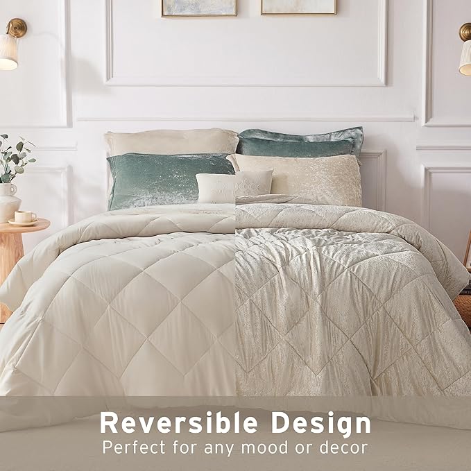Intelligent Design Velvet Comforters King Bedding Reversible, All Season, Diamond Quilted Bedding Microfiber Comforters, Felicia, King/Cal King, Champagne 4 Piece