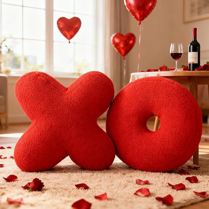 Cumule 2 Pcs Valentine's Day XO Pillow Plush Red Cute Plush Soft Throw Pillows for Valentines Day Living Room Bedroom Decor Gift