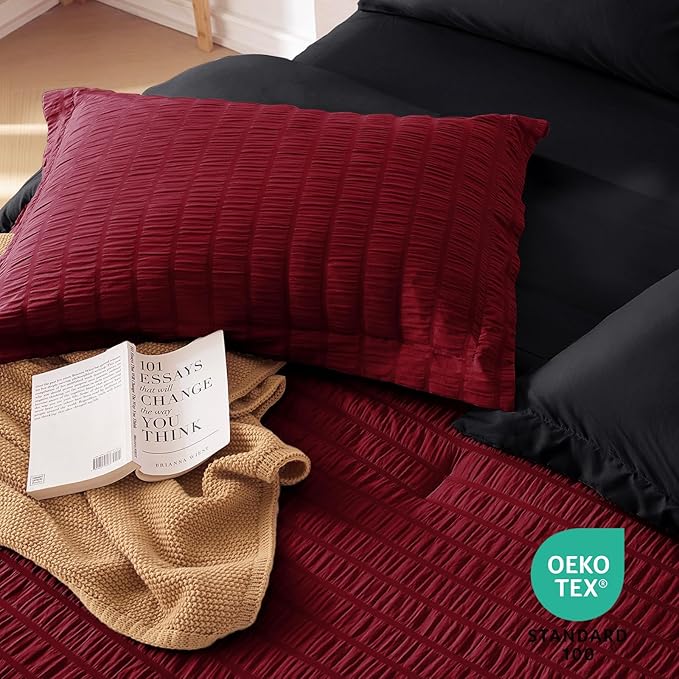 MUXHOMO 5 Pieces Twin Comforter Set, Seersucker Bed in a Bag Twin Size, All Season Luxury Bedding Set with Comforter, Flat Sheet, Fitted Sheet, Pillowcase & Sham, Red & Black
