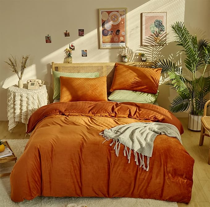 KAREVER Burnt Orange Color Velvet Comforter Set Full Solid Rust Color Flannel Velvet Bedding Comforter Set All Caramel Colour 3 PCs Shaggy Soft Warm and Durable Flannel Blanket Full