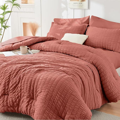 HYMOKEGE Coral Twin Comforter Set Seersucker 5 Pieces, All Season Luxury Bed in a Bag for Bedroom, Bedding Set with Comforter, Sheets, Pillowcase & Sham
