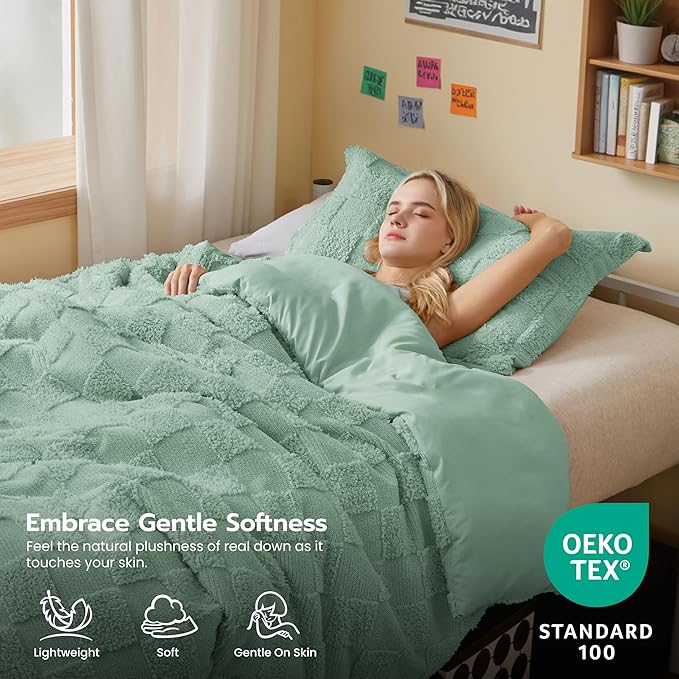 Joiedomi Tufted Twin Comforter Set, 2 Pieces Sage Green Boho Twin Bedding Set with 1 Plaid Geometric Comforter and 1 Pillow Sham, Checkered Bed in a Bag for All Seasons
