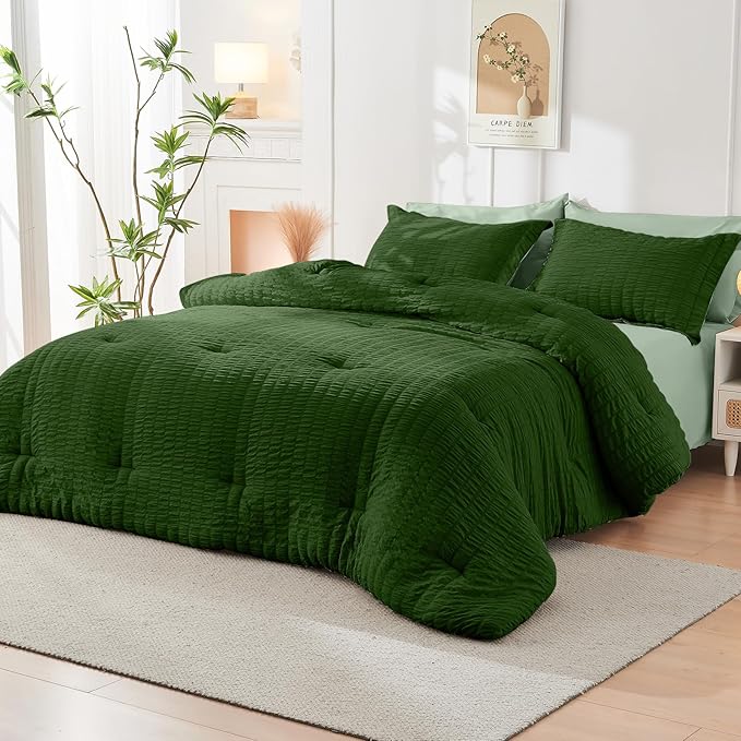 HYMOKEGE Dark Green/Sage Green Twin Comforter Set Seersucker 5 Pieces, All Season Luxury Bed in a Bag for Bedroom, Bedding Set with Comforter, Sheets, Pillowcase & Sham