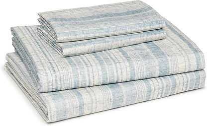 Amazon Basics 7-Piece Lightweight Microfiber Comforter Set, Full/Queen, Navy Geometrics