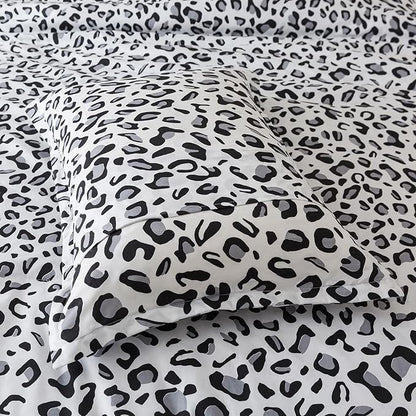 Caressma White Leopard Print Comforter Set, Queen Size 3 Pieces for All Seasons, Untamed Wilderness Style Comforter with Pillowshams, Ultra Soft Microfiber