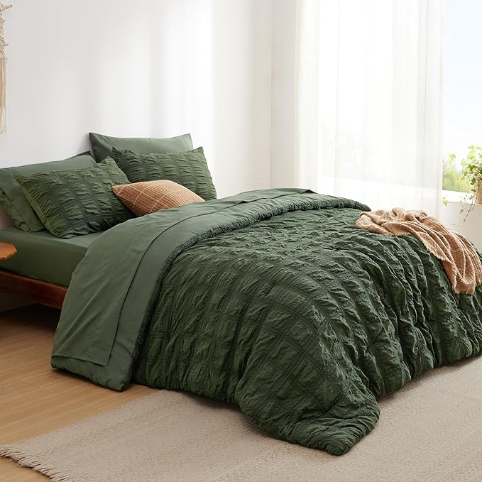 Bedsure Bed in a Bag King - 7 Pieces Plaid Seersucker Bedding Comforter Sets, Soft Lightweight Olive Green Boho Bed Set with Comforters King Size, Sheets, Pillowcases & Shams