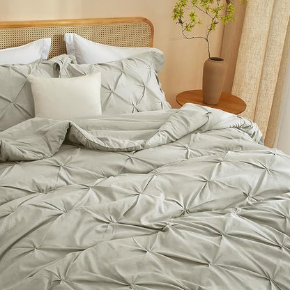 TXL Light Grey Comforter Set Washable for All Seasons Comfy Microfiber Bedding Set with 2 Pillowcases Soft Touch Quilted Comforter Set for Guestroom, 68x90
