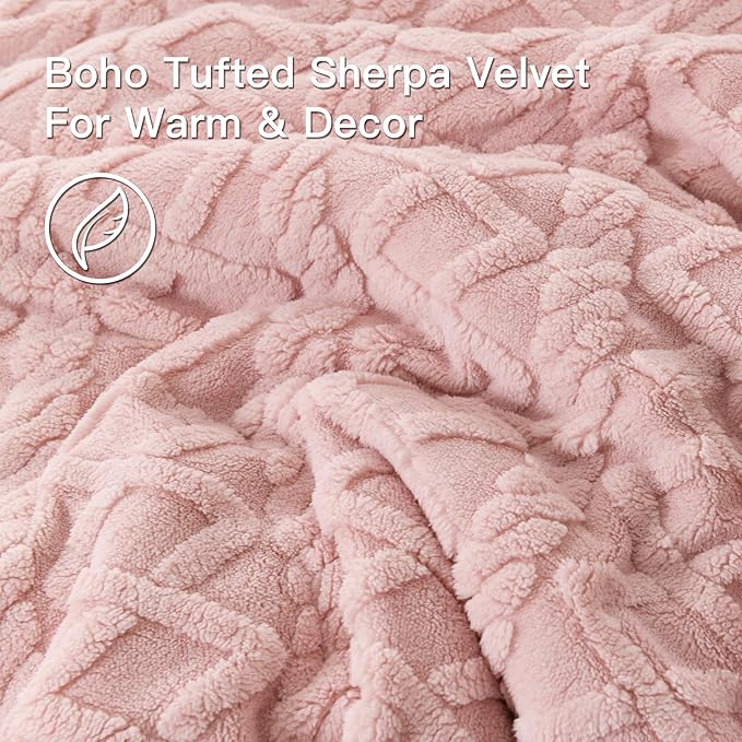 Andency Fluffy Sherpa Queen Comforter Set, Super Soft Blush Fleece Warm Bedding for Winter, Luxury Jacquard Boho Thick Fuzzy Plush Bed Set 3 Pieces(1 Shaggy Comforter, 2 Pillowcases)