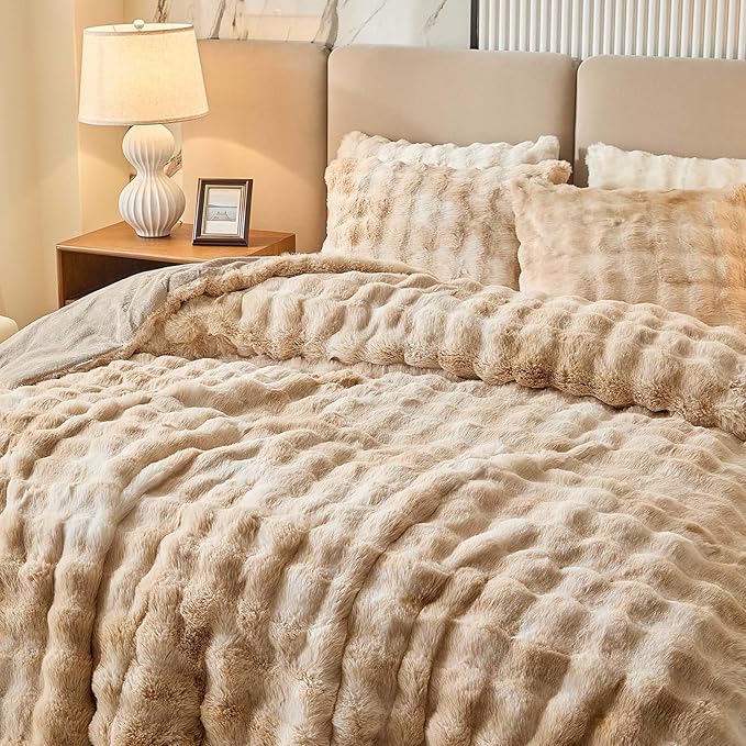 Full Faux Rabbit Fur Comforter Set - 3 Pieces Fluffy Bedding Set Ultra Soft Warm Shaggy Winter Flannel Bed Set, Luxury Skin Friendly Sherpa Comforter Set & Pillow for Thanksgiving Tie Dye Coffee