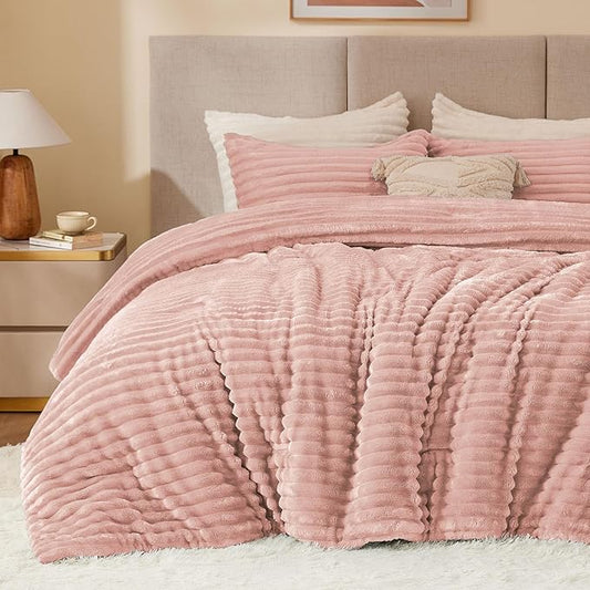 BEDELITE Fleece Oversized Queen Comforter Set -Super Soft & Warm Fluffy Dusty Pink Bedding, Luxury Fuzzy Heavy Bed Set for Winter with 2 Pillow Cases