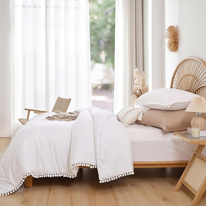 YIRDDEO Twin Comforter Set - Comforter Twin Size Bed with Ball Pom Fringe, Soft Bedding Set for All Seasons - 2 Pieces, 1 Comforter (66"x90") & 1 Pillow Sham(20"x26"), White