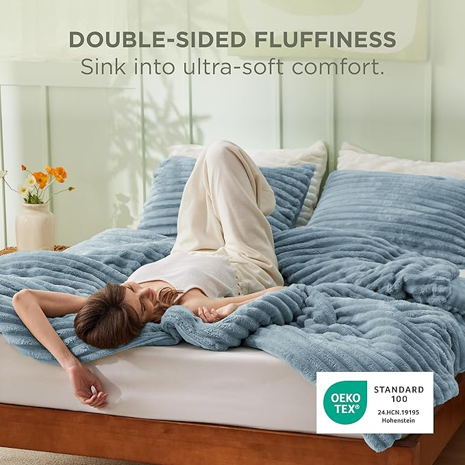 Bedsure Twin/Twin XL Comforter Set - GentleSoft™ 2 Pieces Fluffy Double-Side Fleece Comforter Set, Cozy Striped Room Decor Aesthetic, Luxury Mineral Blue Twin Bedding with 1 Pillowcase, 68x88 Inches
