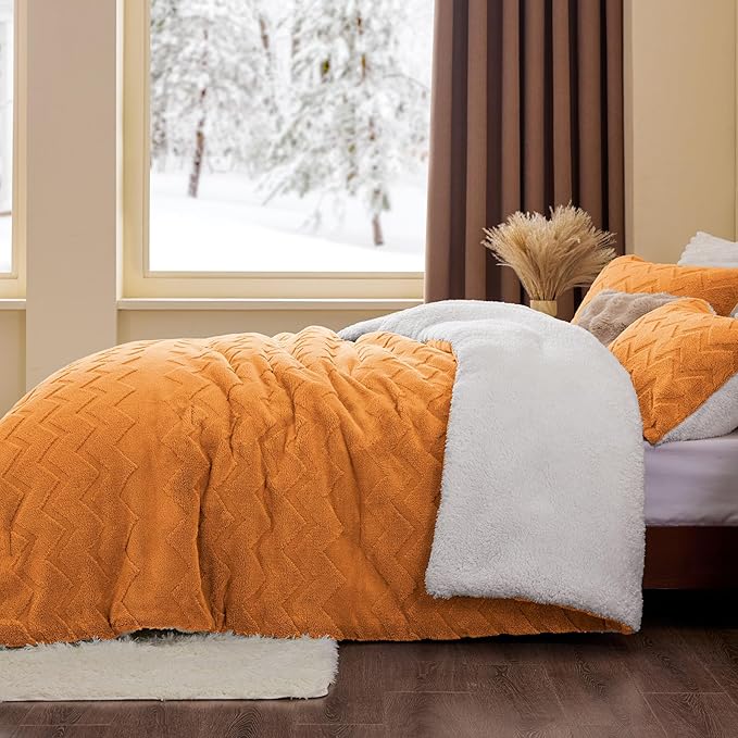 BEDELITE Fluffy King Size Comforter Set - Super Soft Sherpa Burnt Orange Comforter for King Size Bed, Luxury Warm Bedding Set for Winter, Fuzzy Bed Set 3 Pieces (1 Comforter, 2 Pillowcases)