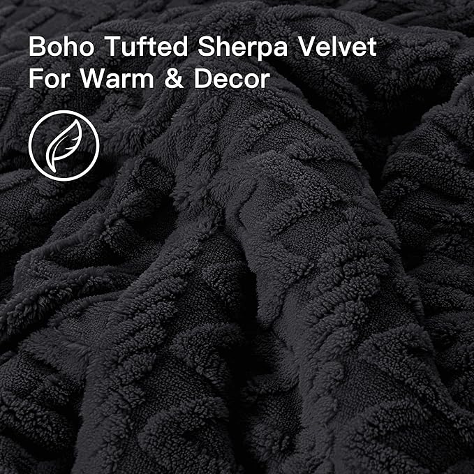 Andency Fluffy Comforter Set Queen Size, Black Sherpa Fleece Super Soft Warm Bedding for Winter, Luxury Boho Jacquard Thick Fuzzy Plush Bed Set 3 Pieces(1 Shaggy Comforter, 2 Pillowcases)
