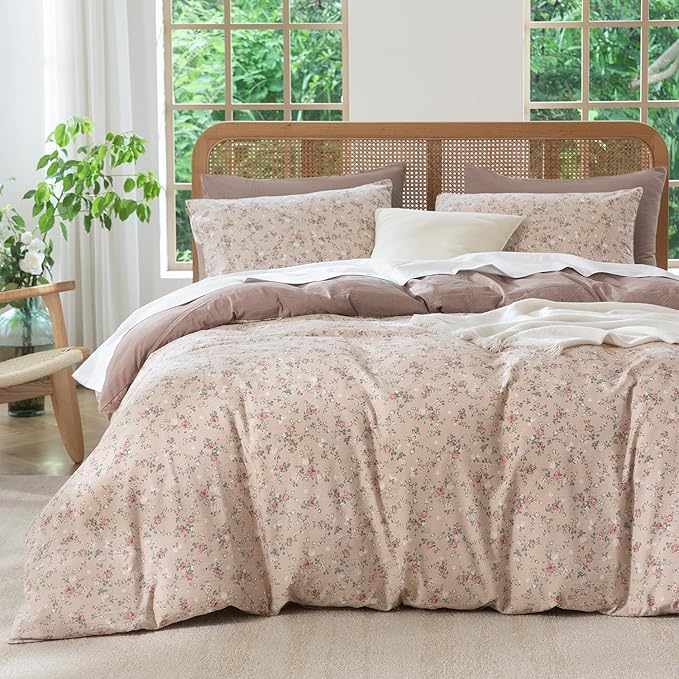 Comforter Queen Set Floral 3 Pieces Soft Cute Fresh Floral Bedding Lightweight Garden Style Floral Botanical Comforter for All Seasons and 2 Pillowcases