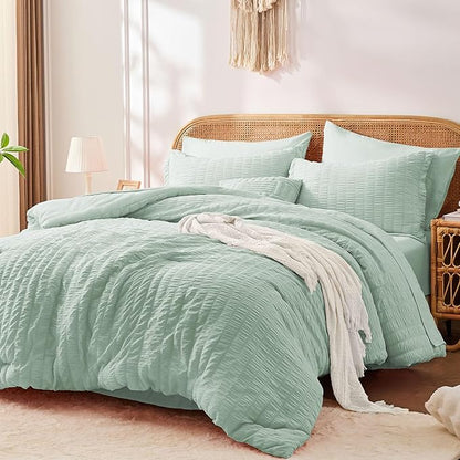 FUANNA Queen Comforter Set 7 Pieces, Luxury Seersucker Bed in a Bag Queen Size for All Seasons, Soft Bedding Set with Comforter, Flat Sheet, Fitted Sheet, Pillowcases & Shams for Bedroom, Sage Green