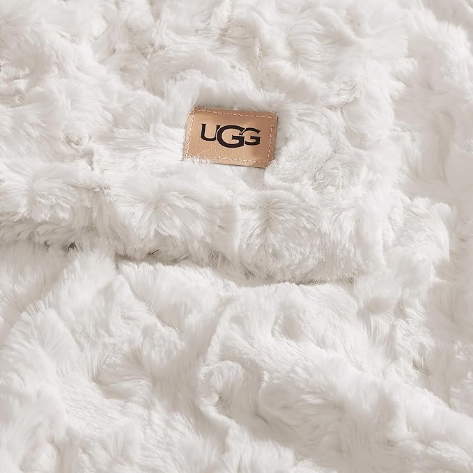 UGG Faux Fur Twin Blanket for Bed, Double-Sided Soft Blanket, Warm Large Throw for Couch, Washable Twin XL Bedding, Luxury Bedroom Decor, 66" x 90", Natural White (Adalee)