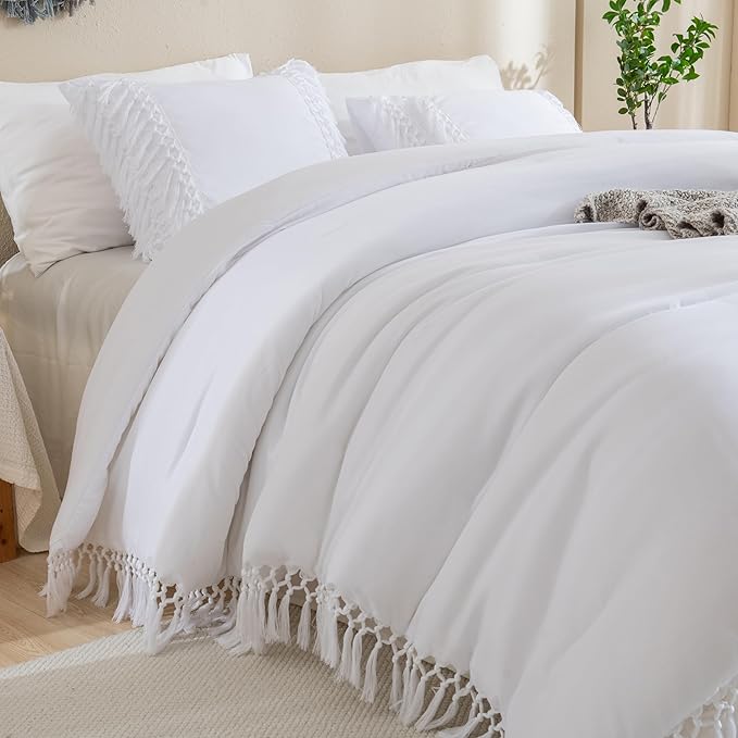 Andency White Comforter Set King, 3 Pieces Boho Tassel Lightweight Soft Bedding Comforter Sets for King Bed, All Season Fluffy Fringe Bed Set (104x90In Comforter & 2 Pillowcases)