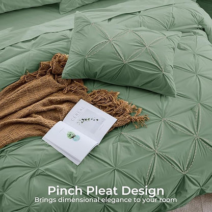 Sasttie King Size Comforter Set, 7-Piece Bed in a Bag, Pintuck Bedding Set for All Season, Includes Comforter, Flat Sheet, Fitted Sheet, Pillowcases and Pillowshams, Sage Green