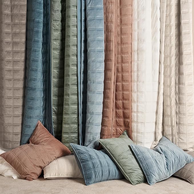 EVERGRACE 3 Pieces Luxurious Velvet Quilt Queen Size, Ultra Soft Bedspread Coverlet Set, Double Box Stitch Lightweight Velvet Comforter for All Season with 2 Shams, Terracotta Clay, 108"x96"
