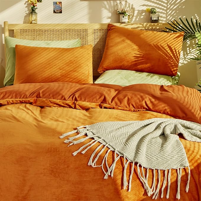 KAREVER Burnt Orange Color Velvet Comforter Set Cal King Solid Rust Color Flannel Velvet Bedding Comforter Set All Caramel Colour 3 PCs Shaggy Soft Warm and Durable Flannel Blanket Cal King