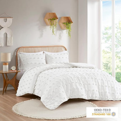 Intelligent Design Queen Comforter Set, Clipped Jacquard Comforter Set Chic Pompoms Accent, All Seasons Lightweight & Fluffy Comforter Bed Set with 2 Shams, Lucy, Full/Queen Ivory 3 Piece