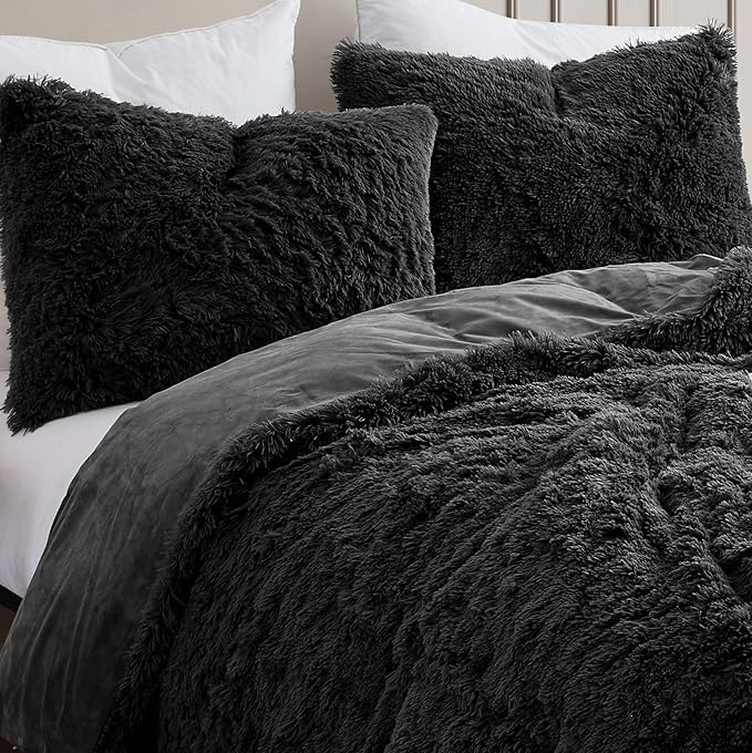 Plush Shaggy Comforter Set Ultra Soft Luxurious Faux Fur Decorative Fluffy Crystal Velvet Bedding with 2 Shams, King, Black