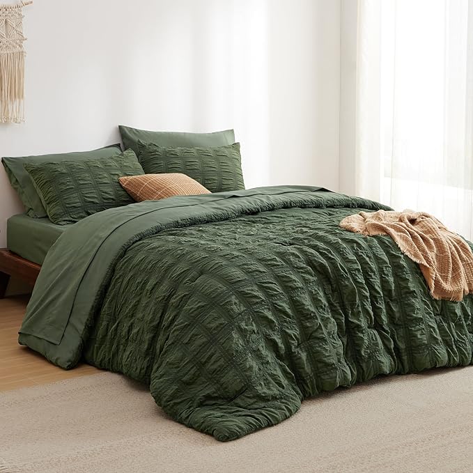 Bedsure Bed in a Bag King - 7 Pieces Plaid Seersucker Bedding Comforter Sets, Soft Lightweight Olive Green Boho Bed Set with Comforters King Size, Sheets, Pillowcases & Shams