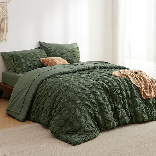 Bedsure Bed in a Bag King - 7 Pieces Plaid Seersucker Bedding Comforter Sets, Soft Lightweight Olive Green Boho Bed Set with Comforters King Size, Sheets, Pillowcases & Shams