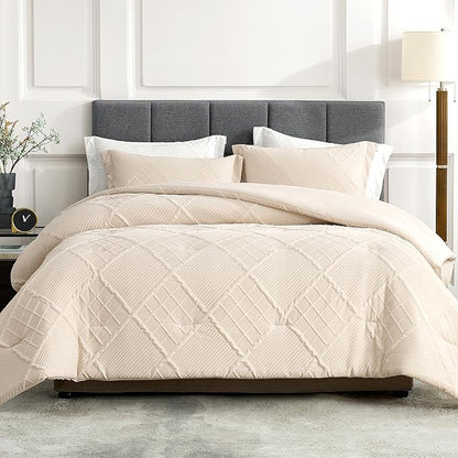 Amélie Home Twin Comforter Set, 2 Piece Beige Jacquard Bedding Set with 1 Pillow case, Soft Microfiber Diamond Design, Lightweight All-Season for Bedroom & Dorm