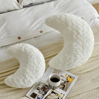 Moon Pillow, Moon Shaped Pillow with Soft Faux Fur for Couch Bed Sofa, Cute Half Moon Pillows with Room Decor for Bedroom Living Room (19 Inches, Lavender)