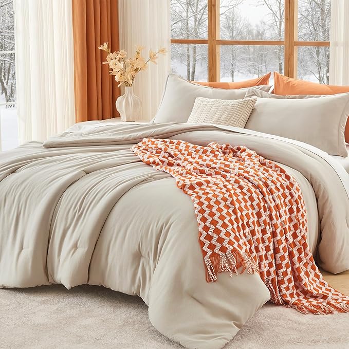 MUXHOMO Queen Comforter Set, All Season Ultra Soft Down Alternative Bedding - 3 Piece Lightweight Bed Set Includes 1 Comforter (90"x90") and 2 Pillow Shams (20"x26"), Linen