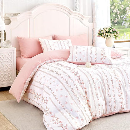 Wake In Cloud - Shabby Chic Comforter Set, Cottagecore Floral Romantic Charming Style with Botanical Stripe Pattern, Soft Lightweight Bedding, 3 Pieces, Pink White, Twin/Twin XL Size