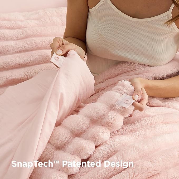 Bedsure Gentlesoft™ 2-in-1 Queen Comforter Set and Detachable Fluffy Blanket, Pink Bedding Set for All Season Use, SnapTech Design for Space Saving (Includes 2 Pillow Shams, 2 Pillowcases)