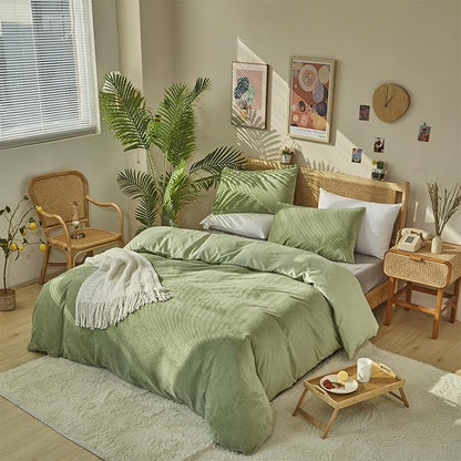 KAREVER Sage Velvet Comforter Set - King Size, 3 Pieces - Solid Sage Green Flannel & Velvet Blanket - Winter Bedding Set