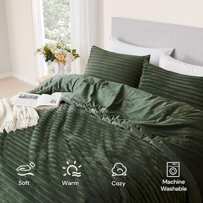 Geniospin Fleece King Size Comforter Set, Soft Fuzzy Fleece King Bedding Set, 3-Pieces Olive Green Comforter Set for All Season, Warm Fluffy Comforter with 2 Pillow Cases