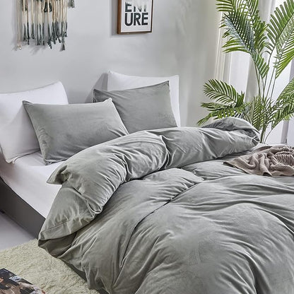 Luxlovery Grey Velvet Comforter Set California King Gray Plush Fluffy Bedding Comforter Set Cal King Light Grey Winter Warm Flannel Blanket Quilts Soft Bedding Set for Women Men