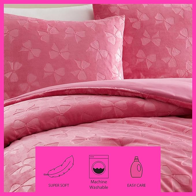 Betsey Johnson - Queen Comforter Set, Lightweight & Soft Plush Bedding with for Year Round Comfort, 3 Piece Bed Set with Matching Pillowcases (Flirty Bows Pink)