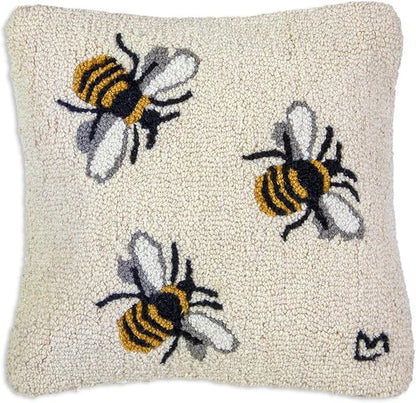 Chandler 4 Corners Artist-Designed Bees Knees Hand-Hooked Wool Decorative Throw Pillow (18 in x 18 in) Farm & Garden Pillow for Couches & Beds - Low Maintenance Bumble Bee, Honey Bee Home Décor