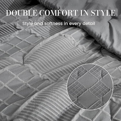 Amélie Home Queen Comforter Set, 3 Piece Grey Jacquard Bedding Set with 2 Pillow Cases, Soft Microfiber Diamond Design, Lightweight All-Season for Bedroom & Dorm