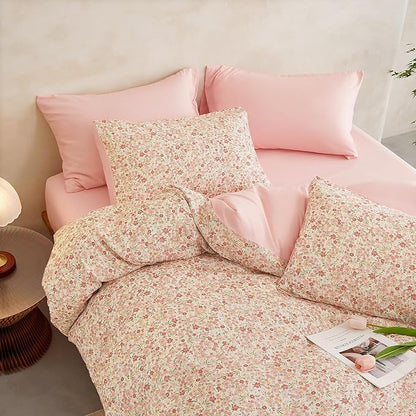 Wake In Cloud - Floral Comforter Set with Sheets, Cute Vintage Flower Cottagecore Aesthetic for Women Teen Girls, 5 Pieces Bed in a Bag, Cream Pink, Twin Size