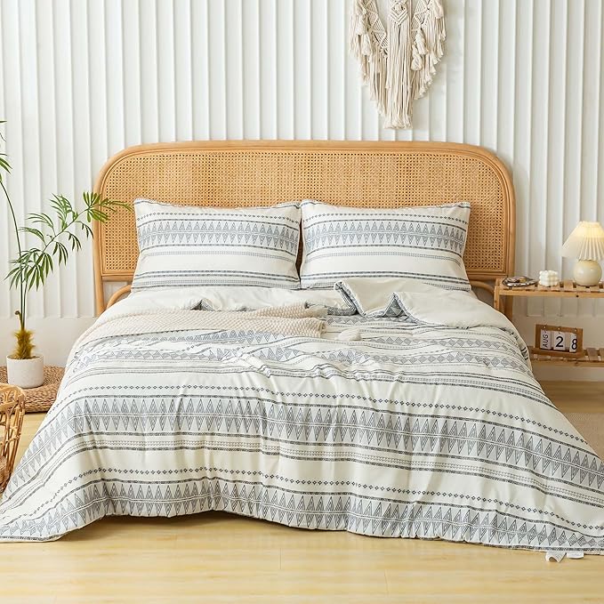 COTTEBED Western Comforter Set Queen Beige Ultra Soft Lightweight Microfiber Bohemian Chic Aztec Comforter 1 Down Comforter Set & 2 Pillowsham for All Season Use,Boho Comforter Set Queen