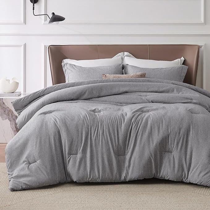Bedsure Oversized Queen Comforter Set - Dark Grey Soft Bedding for All Seasons, Cationic Dyed Bed Set, 3 Pieces, 1 Oversized Queen Size Comforter (98"x98") and 2 Pillow Shams (20"x26"+2")