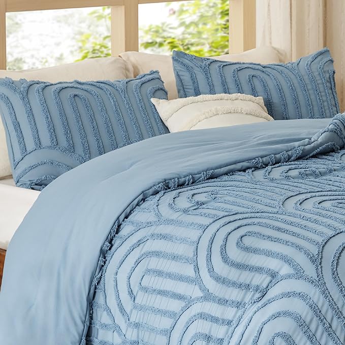 Bedsure Boho Tufted Blue Comforter Full Size, GentleSoft™ 3 Pieces Boho Farmhouse Decor Bedding, Arch Shabby Chic Bedding for All Seasons, 1 Bed Comforter, 2 Pillow Shams, 82x86 Inches
