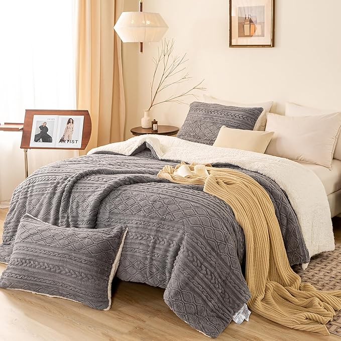 Ultra-Soft Warm Plush Reversible Sherpa Fleece King Comforter - Grey Cal/Cal King - Thickened 3D Jacquard Boho Bedding Down Comforter Set Fluffy Surface for Cozy Autumn and Winter Nights