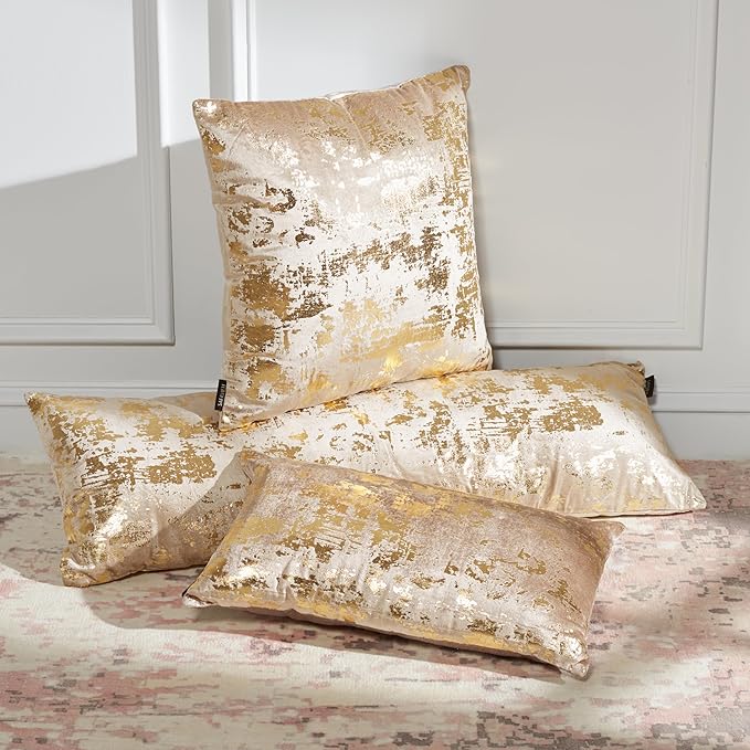 Edmee Metallic Pillow