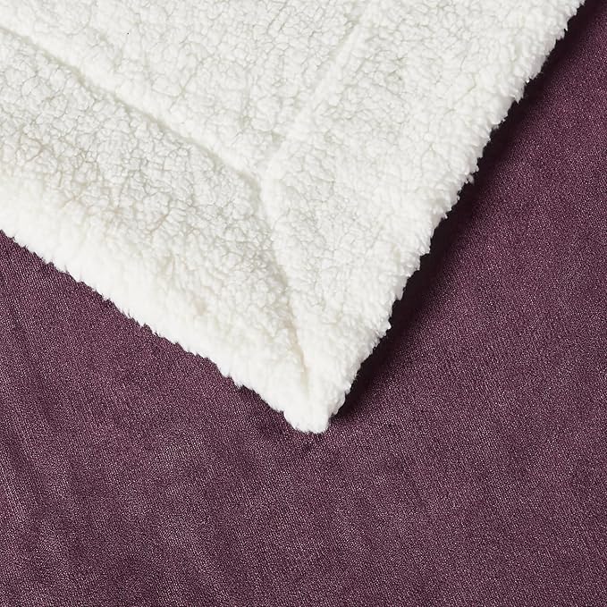 Amazon Basics Reversible Sherpa Throw Blanket, Velvety Flannel, Ultra Soft, Plum, 50"x60"