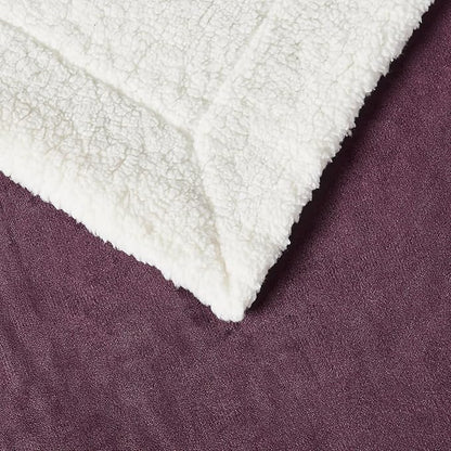 Amazon Basics Reversible Sherpa Throw Blanket, Velvety Flannel, Ultra Soft, Plum, 50"x60"